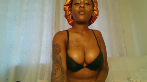 Amarie noels online show from February 7, 11:14 am