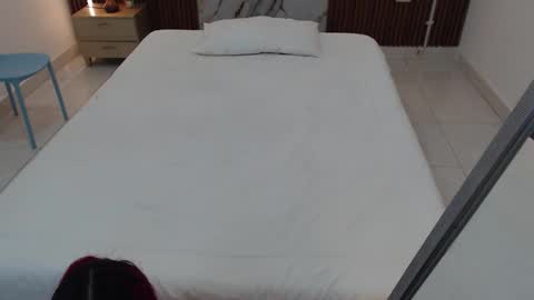 Snapshot of domenica_west chatting on September 27, 12:21 pm domenica online show from September 27, 12:21 pm