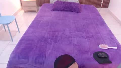 Snapshot of domenica_west chatting on October 3, 12:24 pm domenica online show from October 3, 12:24 pm