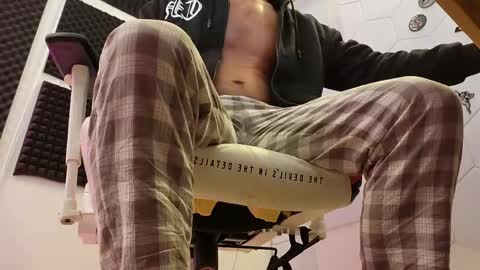 Snapshot of dominance chatting on March 21, 8:19 am Master Dominance online show from March 21, 8:19 am