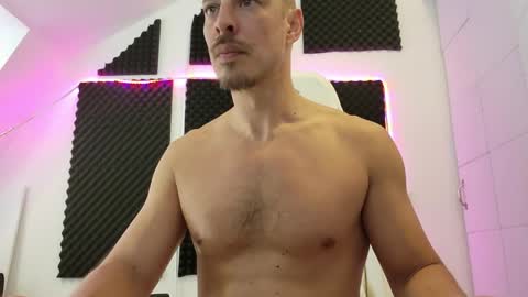 Snapshot of dominance chatting on March 25, 6:14 pm Master Dominance online show from March 25, 6:14 pm