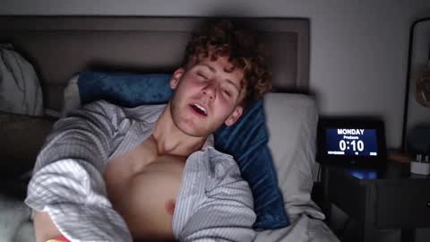 Alex...  online show from November 10, 12:09 am