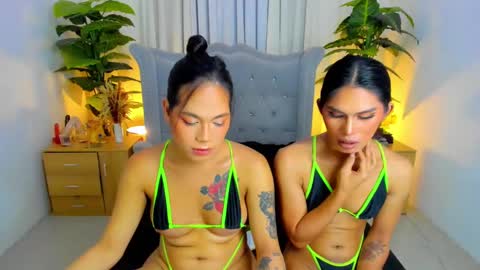 CALL ME BABY BELLA online show from December 20, 7:50 pm