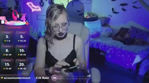 Bigbearnbunnyboy online show from May 19, 11:44 pm