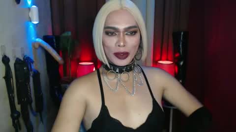 diana online show from March 8, 6:34 pm