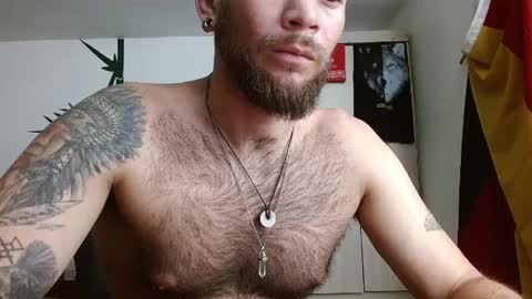 Snapshot of dominantthewolf chatting on April 10, 6:56 pm Logan - INDEPENDET MODEL online show from April 10, 6:56 pm