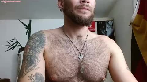 Snapshot of dominantthewolf chatting on April 16, 8:09 pm Logan - INDEPENDET MODEL online show from April 16, 8:09 pm