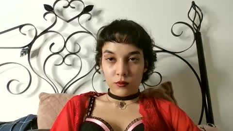 dominatrixkimmy online show from November 14, 2:54 am