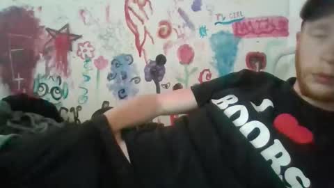 Snapshot of dominic431294728 chatting on April 6, 7:15 pm dominic431294728 online show from April 6, 7:15 pm