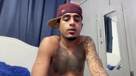 Snapshot of dominic_brand chatting on October 31, 11:06 pm Brandon online show from October 31, 11:06 pm