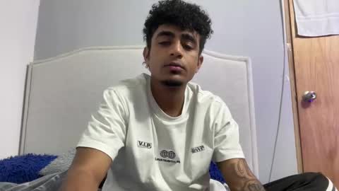 Snapshot of dominic_brand chatting on November 23, 9:42 am Brandon online show from November 23, 9:42 am