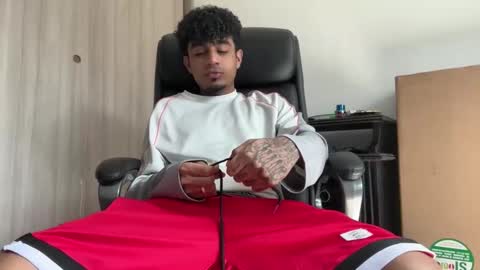 Snapshot of dominic_brand chatting on January 5, 5:27 pm Brandon online show from January 5, 5:27 pm