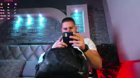 dominic de luca online show from October 8, 3:59 am