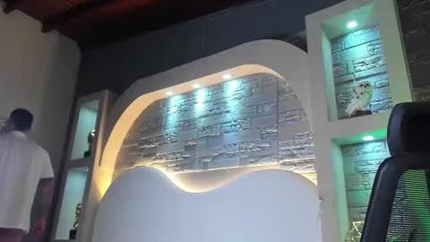 dominic de luca online show from November 5, 4:34 am