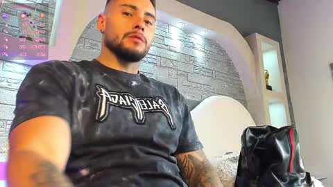 dominic de luca online show from November 23, 3:50 am