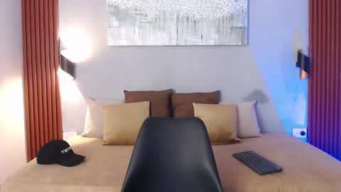 Dominic online show from September 21, 9:49 pm