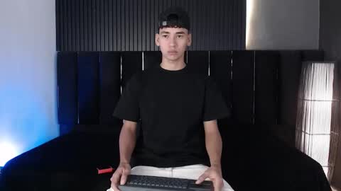 Dominic online show from March 4, 12:16 am