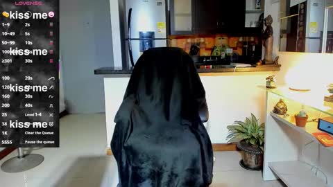 SANTI  independent model online show from September 25, 1:20 am