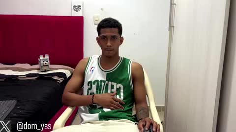 dominic_smith_ online show from February 20, 9:09 pm