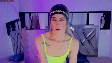 Dominic online show from May 25, 3:51 pm