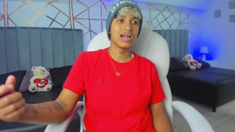 Dominick  online show from January 4, 7:34 pm