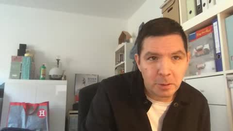 Snapshot of dominik_home chatting on January 13, 9:52 am dominik_home online show from January 13, 9:52 am