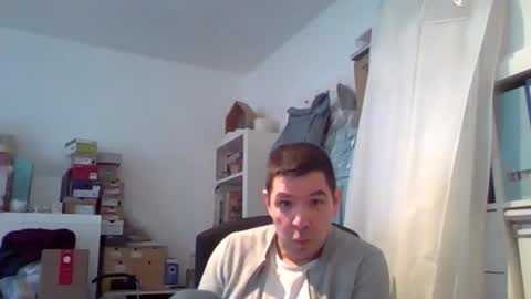 Snapshot of dominik_home chatting on January 14, 9:48 am dominik_home online show from January 14, 9:48 am