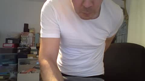 Snapshot of dominik_home chatting on February 18, 9:05 am dominik_home online show from February 18, 9:05 am