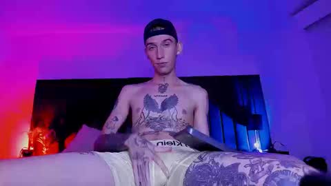 Snapshot of dominik_thompson777 chatting on September 23, 4:26 am dominik_thompson777 online show from September 23, 4:26 am