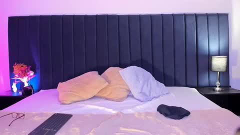 Snapshot of dominik_thompson777 chatting on September 26, 2:04 am dominik_thompson777 online show from September 26, 2:04 am