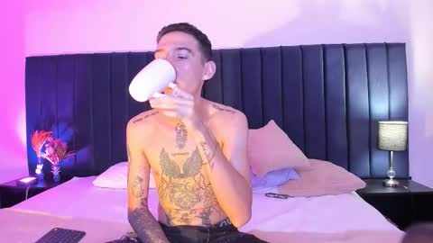 Snapshot of dominik_thompson777 chatting on September 27, 3:00 am dominik_thompson777 online show from September 27, 3:00 am