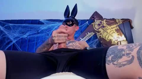 Snapshot of dominik_thompson777 chatting on October 31, 8:48 am dominik_thompson777 online show from October 31, 8:48 am