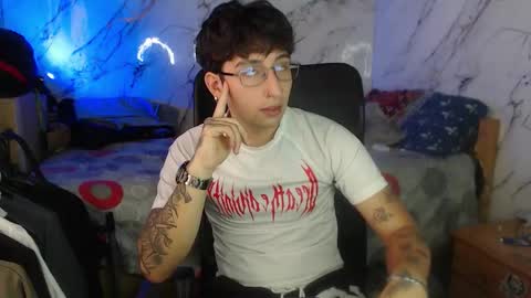 dominus_kane online show from February 6, 9:07 pm