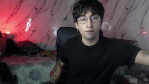 dominus_kane online show from March 30, 4:35 am