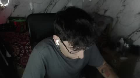 dominus_kane online show from May 2, 5:12 am