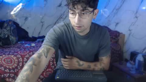 dominus_kane online show from May 20, 8:48 pm