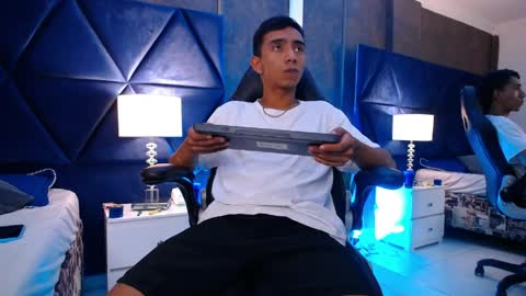 dominusblack online show from March 29, 3:28 am