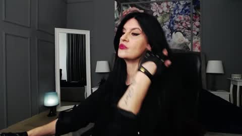 Snapshot of dommelisa chatting on December 21, 12:09 am Dom Melisa online show from December 21, 12:09 am