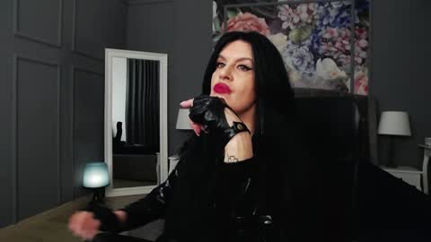 Snapshot of dommelisa chatting on January 13, 11:38 pm Dom Melisa online show from January 13, 11:38 pm