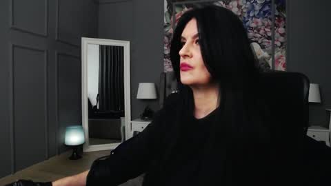 Snapshot of dommelisa chatting on February 7, 9:26 pm Dom Melisa online show from February 7, 9:26 pm