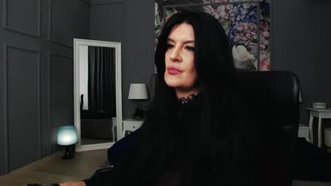 Snapshot of dommelisa chatting on February 16, 2:09 am Dom Melisa online show from February 16, 2:09 am