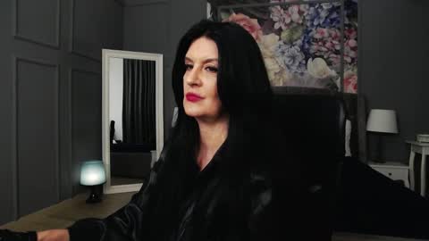 Snapshot of dommelisa chatting on February 22, 1:33 am Dom Melisa online show from February 22, 1:33 am
