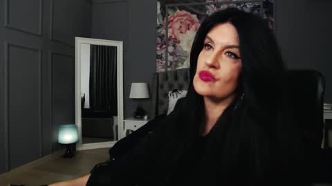 Snapshot of dommelisa chatting on March 8, 10:02 pm Dom Melisa online show from March 8, 10:02 pm