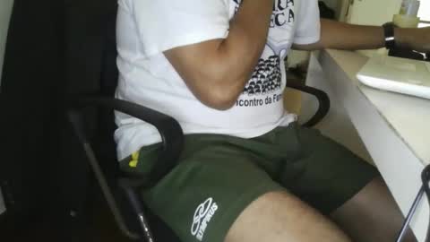 Snapshot of domruanjf chatting on October 9, 3:32 pm Dom Ruan CF online show from October 9, 3:32 pm