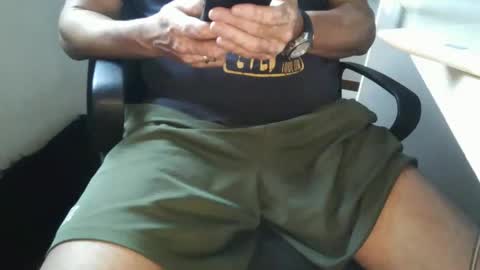 Snapshot of domruanjf chatting on October 13, 5:57 pm Dom Ruan CF online show from October 13, 5:57 pm