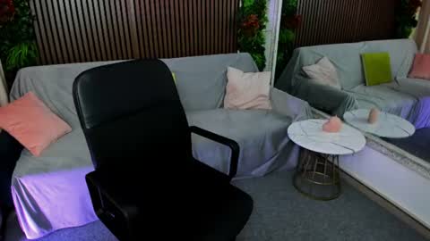 Tessa online show from July 18, 3:38 pm