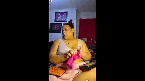 domtstopgal online show from May 16, 2:19 am