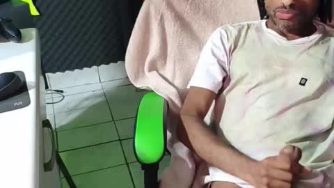 dondiego5511 online show from March 28, 5:18 am