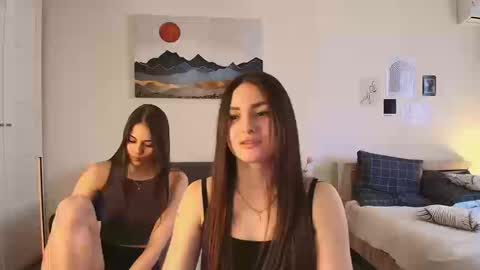 Snapshot of dondothislong chatting on March 13, 7:59 am dondothislong online show from March 13, 7:59 am