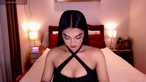 Snapshot of donia_maria chatting on December 2, 6:52 am donia_maria online show from December 2, 6:52 am